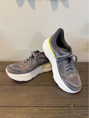 HOKA Bondi 9 Running Shoes Women’s 9.5